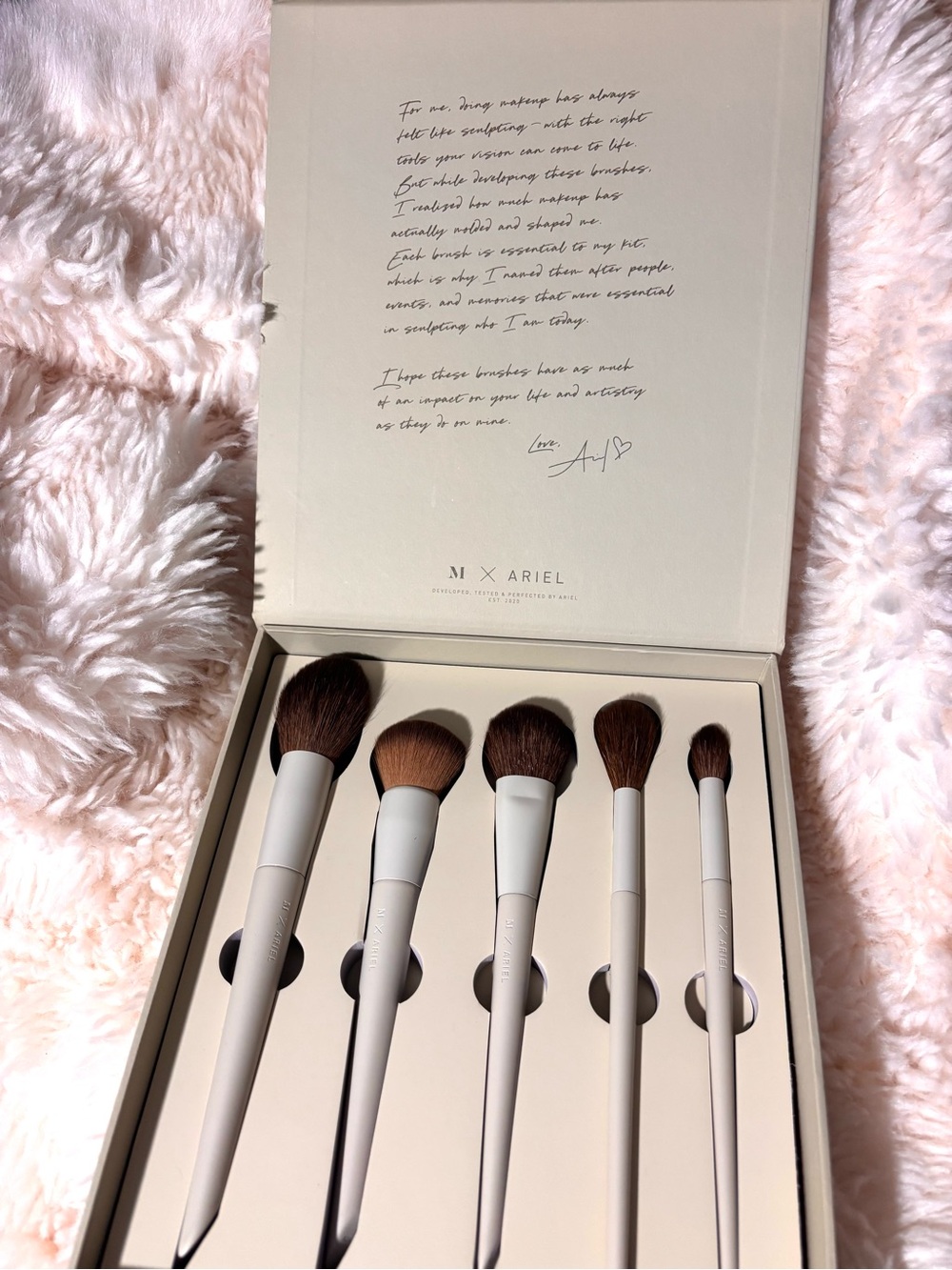 Morphe Cream Handle Beige-Tone 5-Piece Makeup Brush Set